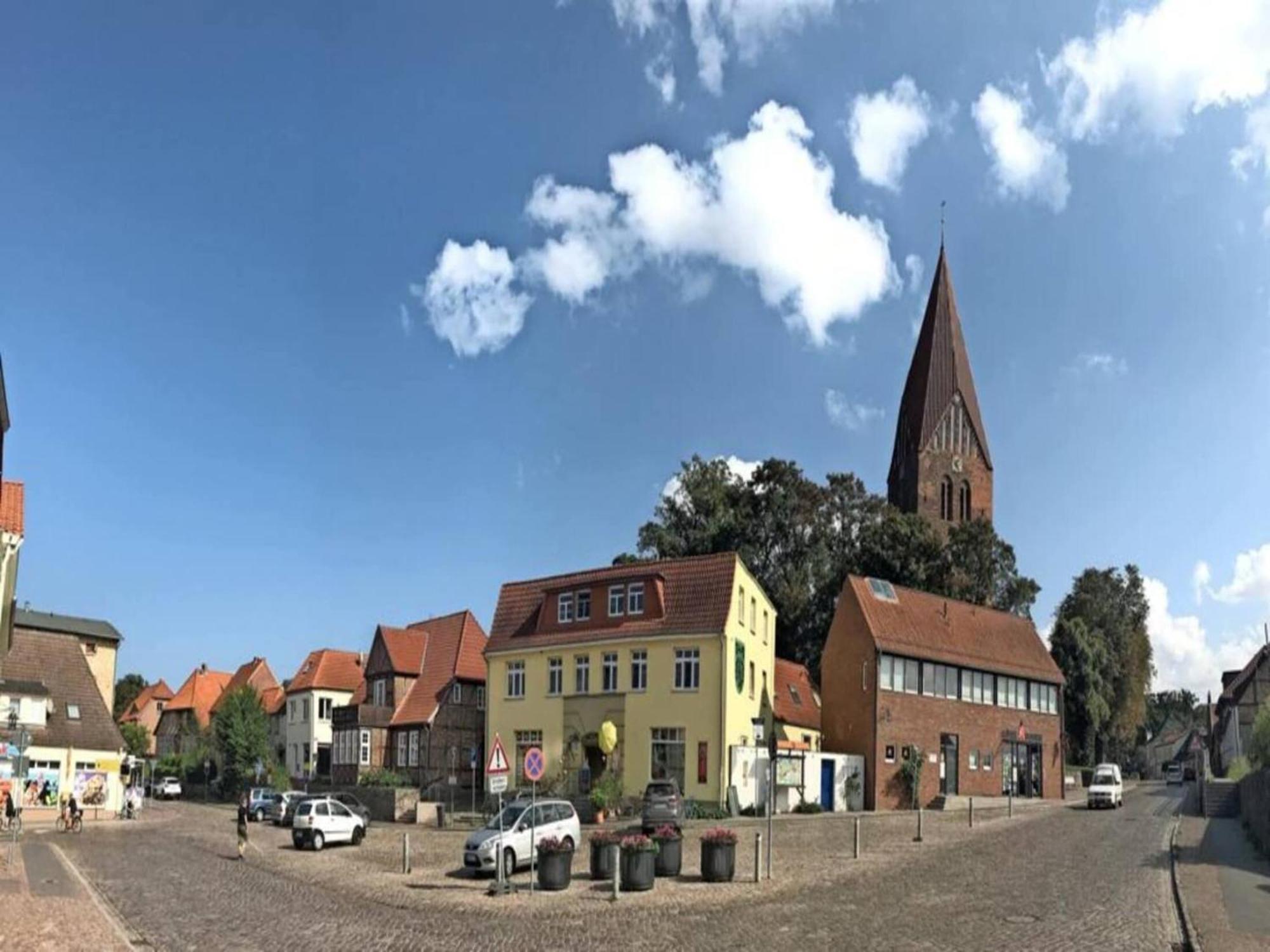 Farm Holiday Home In Damshagen With Garden クリュツ エクステリア 写真