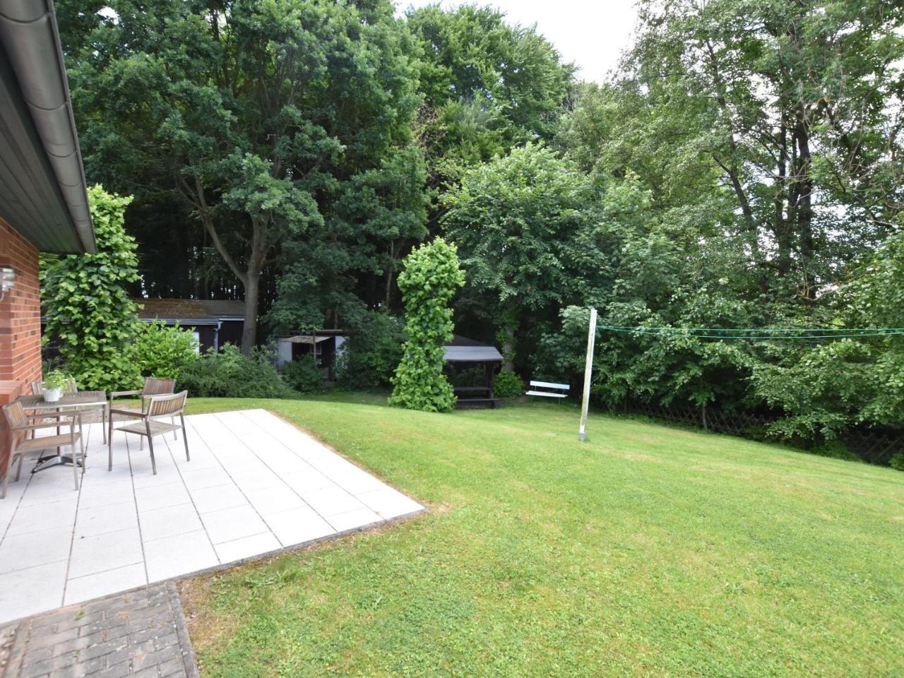 Farm Holiday Home In Damshagen With Garden クリュツ エクステリア 写真