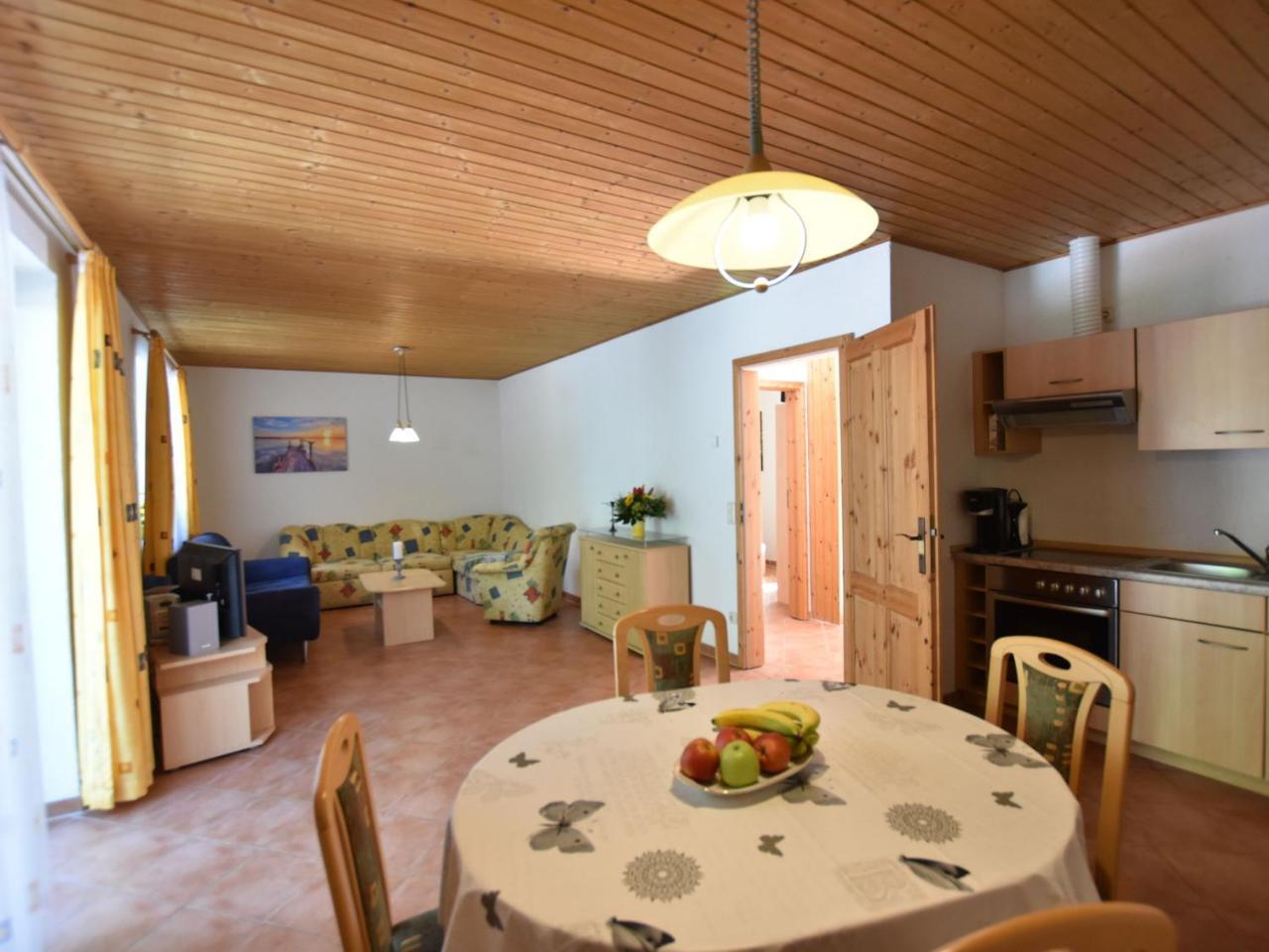 Farm Holiday Home In Damshagen With Garden クリュツ エクステリア 写真